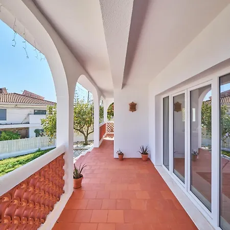 Caparica Vibes Guest house